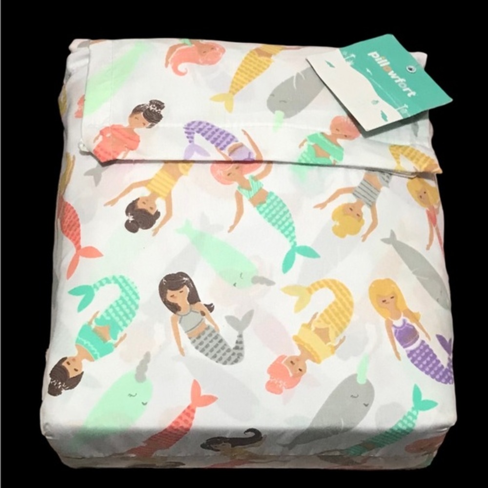 NIP Pillowfort Queen Mermaid Microfiber Sheets